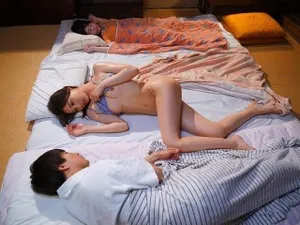 Người giữ trẻ Nếu người giữ trẻ không làm việc chăm chỉ, cô ấy sẽ trở thành đồ chơi đũng quần của chủ nhân
