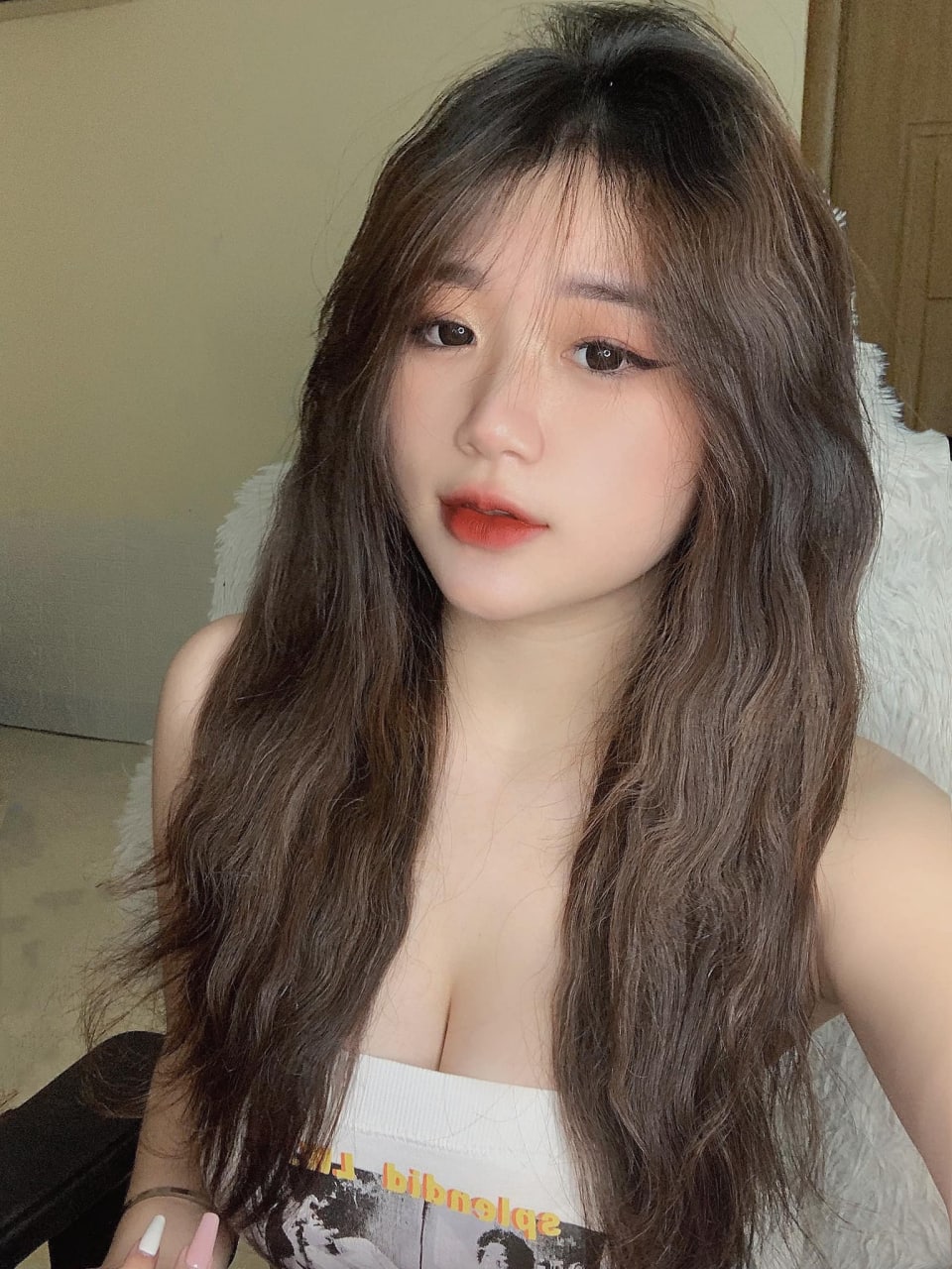 Một cô tiên cáo nhỏ tuyệt vời 4P chương trình lớn, với người chị tốt của mình cùng nhau để ba người đàn ông chơi với tán tỉnh, lời nói tục tĩu tương tác bạn bè sói tán tỉnh